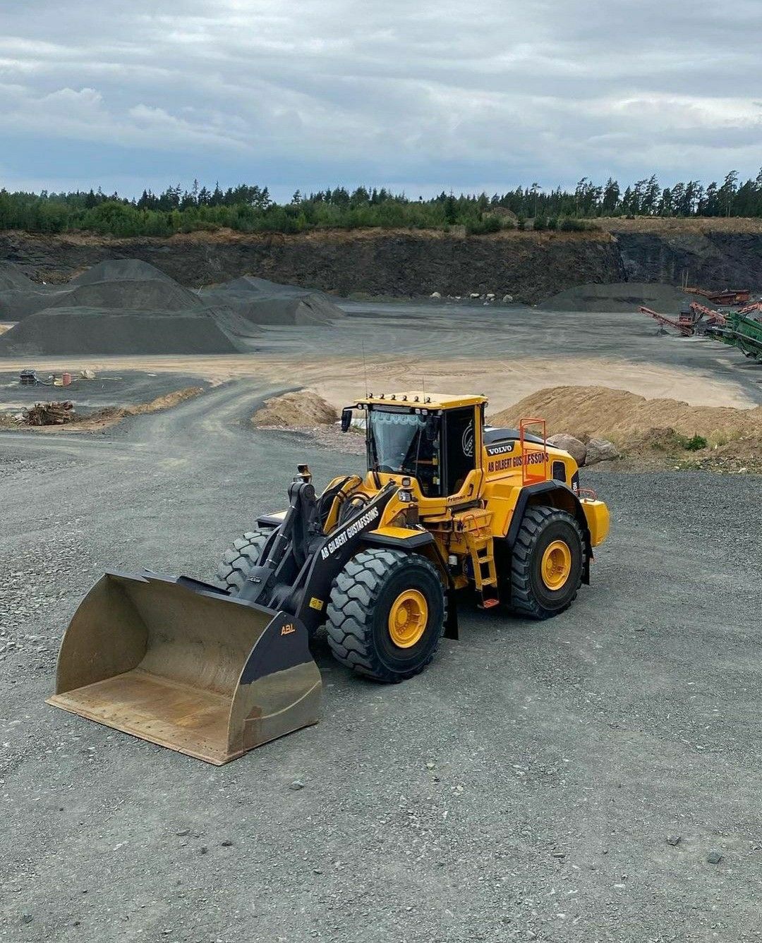 Tentang Kami Rental Alat Berat Jogja Solo